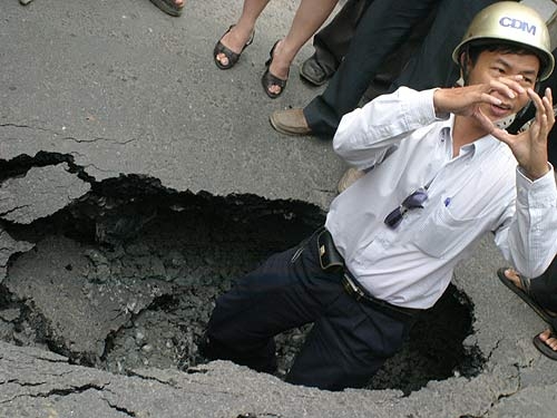 Nhà thầu tạo “hố tử thần”