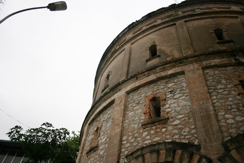 Bí mật về 2 tháp nước cổ nhất Hà Nội