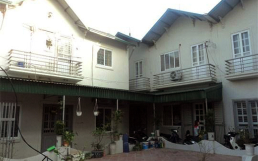 Nhà ngoại ô giá rẻ hút khách