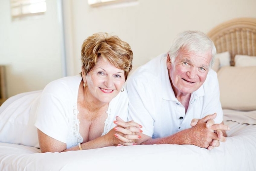 Làm thế nào để có một cuộc sống tình dục mỹ mãn ở người cao tuổi
