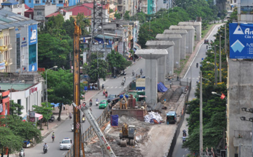 Đề xuất cấm xe máy tại các đô thị: Nóng vội sẽ hỏng việc