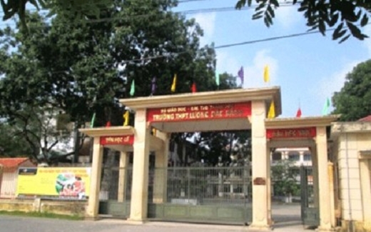 Ai dạy cho học sinh gian dối?