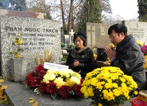 Cộng đồng Việt Nam tại Ba Lan trong ngày lễ 1/11