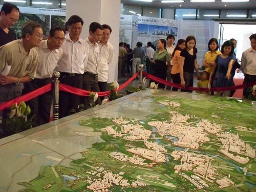 Hà Nội góp ý chuyện không thực