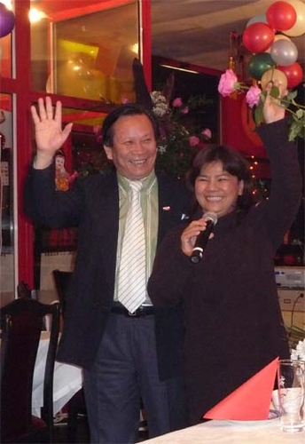 Giao lưu với  đoàn nghệ thuật Thanh Hoa