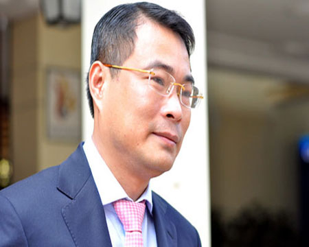 Chuyên gia kinh tế tranh luận về phá giá đồng Việt Nam