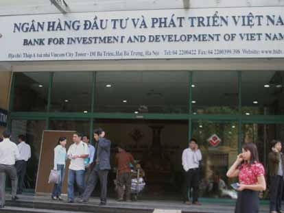 Đề nghị tử hình kẻ chủ mưu vụ tham ô tại BIDV và VCB