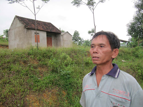 Thiếu đất, dân bỏ làng tái định cư
