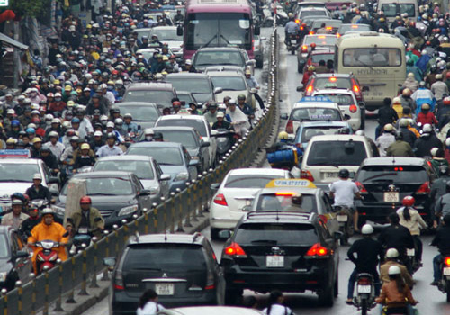 Bàn tiếp về phí giao thông: 'Vội một lúc chậm cả năm'