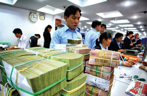 Doanh nghiệp “đói” vốn sao ngân hàng vẫn "ôm" tiền