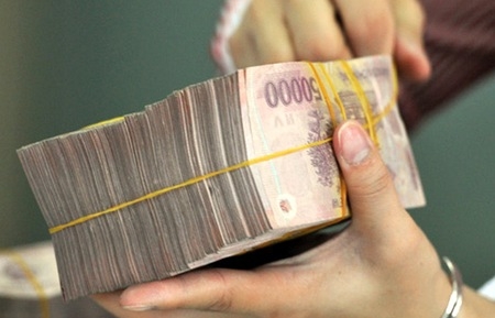 Cho phép ngân hàng mua bán nợ: Mũi tên nhắm nhiều đích