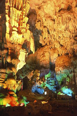 Hang Trinh Nữ - Hạ Long