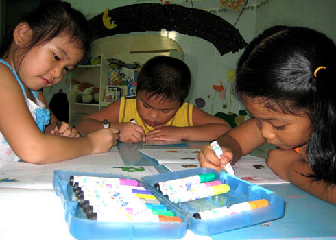 Học sinh trường quốc tế 'đứt gánh giữa đường' vì học phí