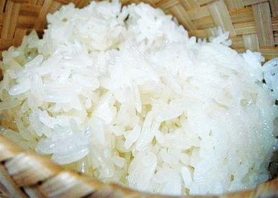 Ăn xôi nếp Lào ở Quảng Trị