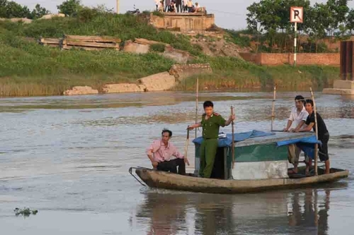 Theo hành tung của kẻ chặt đầu người yêu cũ