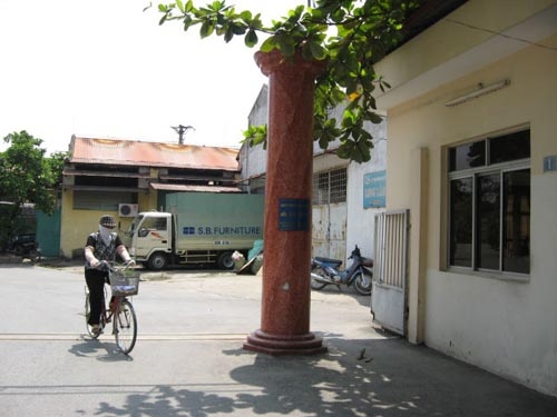 Sếp phó lộng quyền, lỗ tiền tỉ