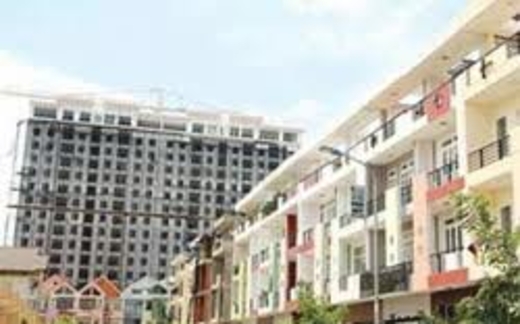 Bất động sản: hy vọng khởi sắc vào cuối năm