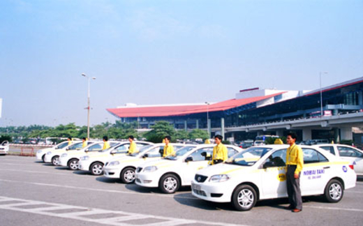 Xây điểm đỗ cho taxi, người dân sẽ đổ xô đi xe buýt?