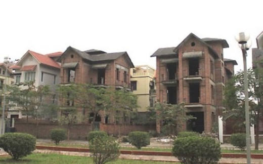 Biệt thự to: Rất khó bán
