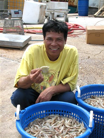 Người Việt ở Mỹ trong cơn suy thoái ngành tôm