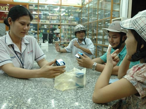 Siết chặt kê khai giá thuốc