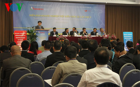 Doanh nghiệp người Việt tại Đông và Tây Âu: Hợp lực để phát triển