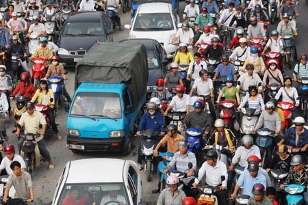 Hà Nội cấm xe nhiều tuyến đường dịp đại lễ