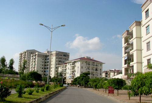 Bất động sản Hà Nội: Tây “oải”, Đông “tiến”