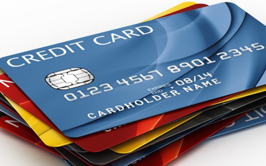 Thoải mái mở thẻ tín dụng: Khách phá sản, NH ôm nợ