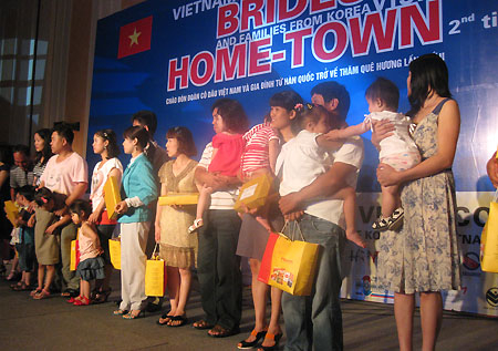 Các cô dâu Việt trải lòng về cuộc sống ở xứ Hàn