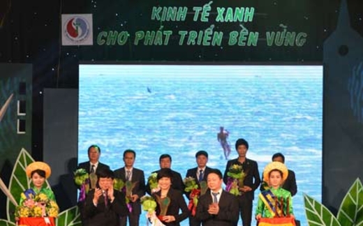 Vinh danh Doanh nghiệp Kinh tế xanh 2013
