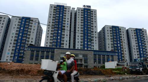 Bất động sản về đáy?: Thận trọng với vốn vay