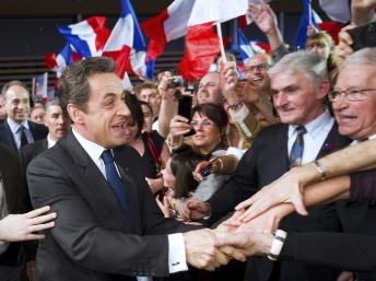 Bầu cử tổng thống Pháp: Thủ tướng Đức khó chịu về ứng viên Sarkozy