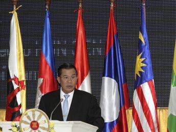ASEAN, nguy cơ khó khăn kinh tế và xã hội