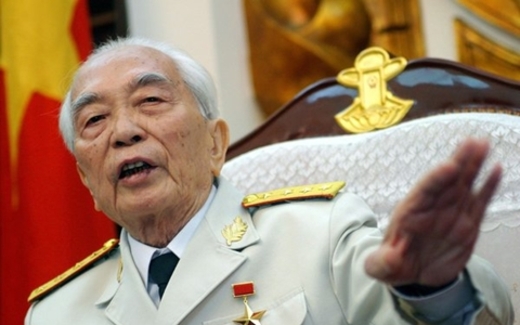 Vì sao cụ Hồ tặng ông biệt danh Văn?