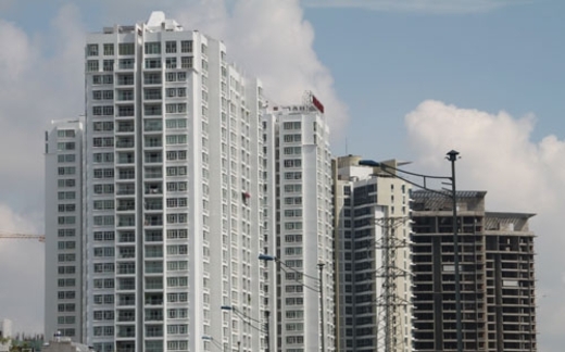 Nhà đất ế ẩm, doanh nghiệp phải hùn tiền để tiếp khách