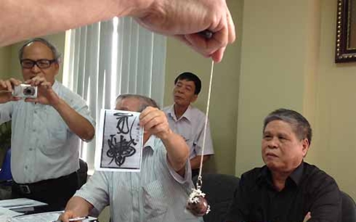 'Hòn đá lạ' đã được dời khỏi đền Hùng