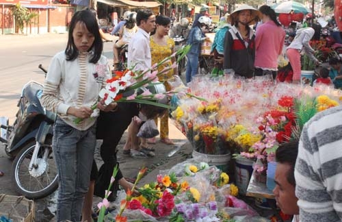 Nỗi niềm công nhân đón tết ở nhà trọ