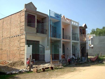 “Siêu thị” địa ốc lậu