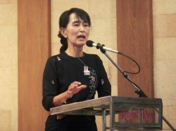 Miến Điện: Lần đầu tiên, lãnh đạo đối lập Aung San Suu Kyi phát biểu trên truyền hình Nhà nước