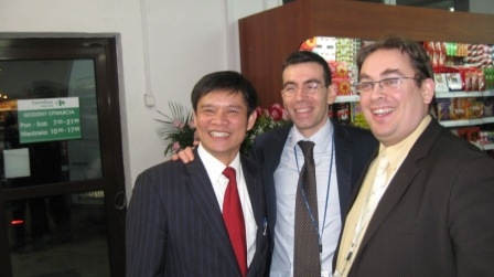 Một hướng kinh doanh mới của người Việt Nam tại Ba Lan: Trở thành đại lý thành viên nhượng quyền của tập đoàn đa quốc gia CARREFOUR.