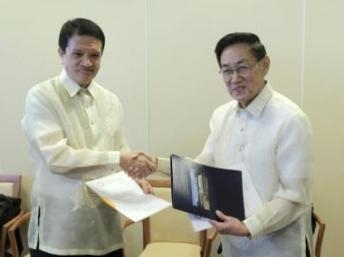 Chính quyền Philippines và phe Cộng Sản muốn thỏa thuận hòa bình vào tháng 8/2012