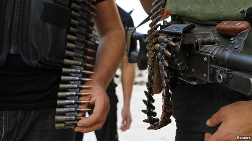 Các nhà hoạt động nói có thêm các vụ pháo kích, đụng độ ở Syria