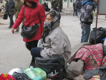 TS Nguyễn Sĩ Dũng: “Lương của các bác sĩ thấp”-một sự thực chưa được trừ bì!