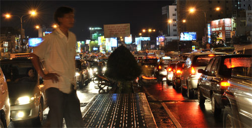 Giải bài toán tắc nghẽn giao thông ở Sài Gòn