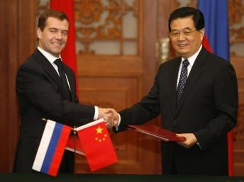 Trung Quốc từng bước thoát khỏi sự phụ thuộc Nga về vũ khí và năng lượng