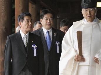 Đối lập Nhật Bản viếng đền Yasukuni: Seoul phẫn nộ