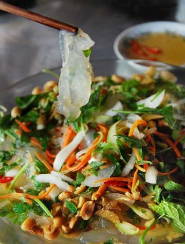 Nhớ mãi gỏi sứa đầm Ô Loan