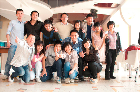 DHS Việt tại Ukraine với “Miền Tây và những người bạn”