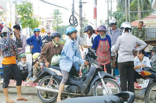 Thịt ôi, cá ươn vào quán ăn